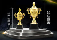 De goud Geplateerde Kop van de Type Plastic Trofee, de Trofee van de de Sportenkop van het Douaneembleem